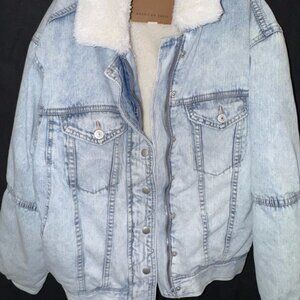 Light Washed Denim Fleece Lined American Eagle Jean Jacket